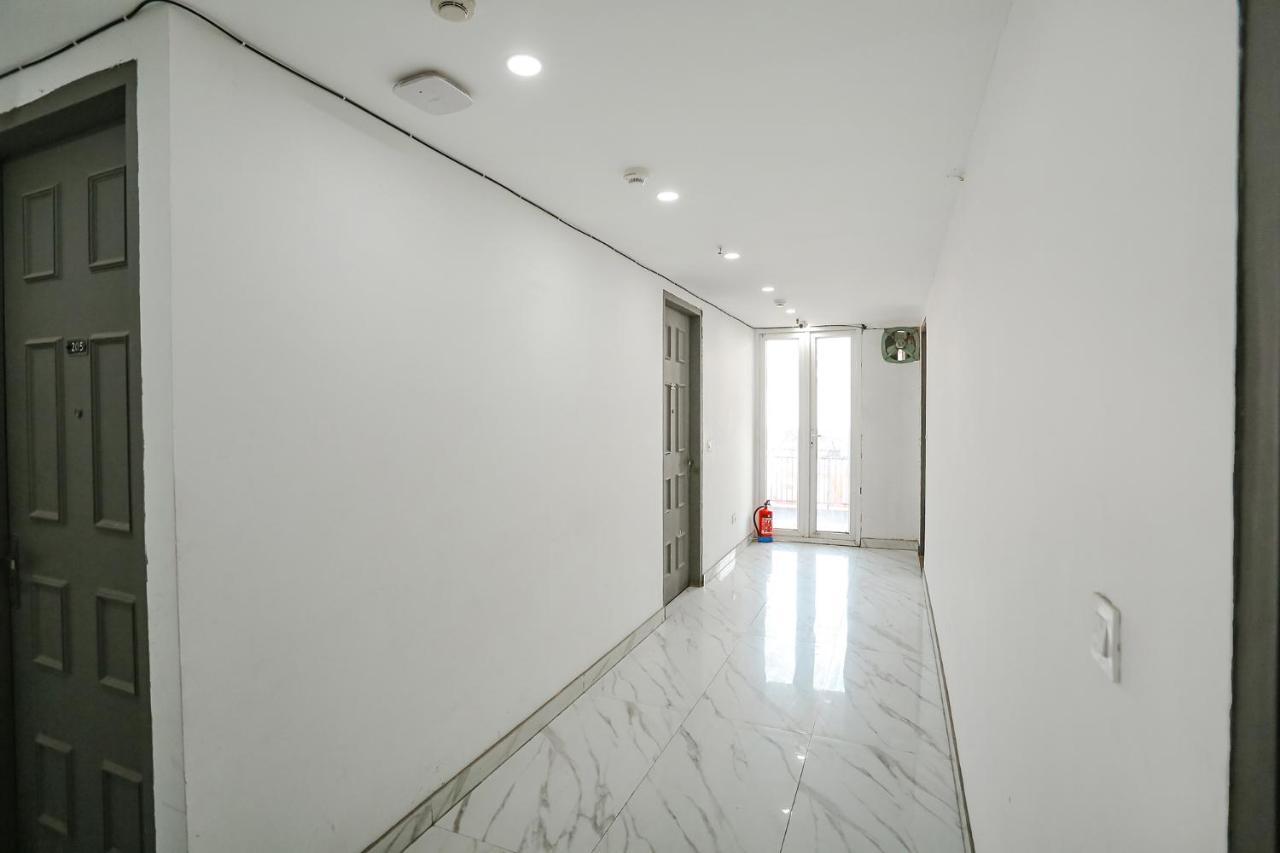 Fabhotel Vat - Meera Bagh Delhi  Exterior foto